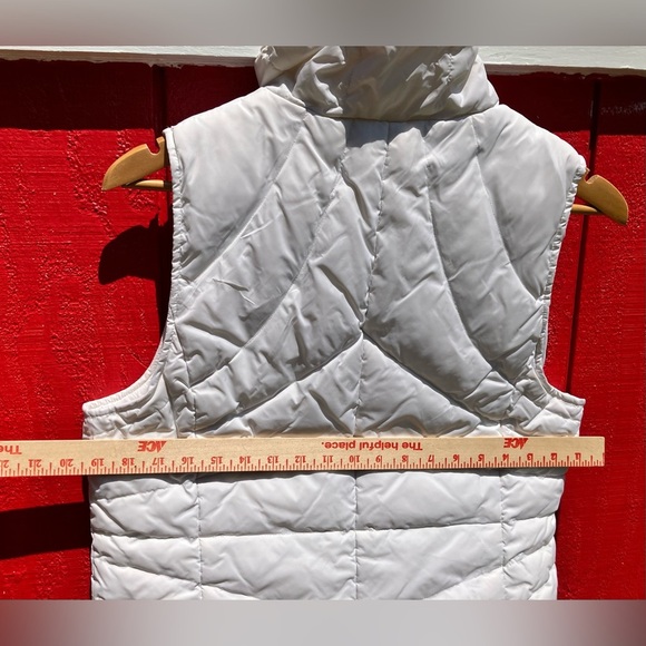 Kenneth Cole Reaction Large Down Women’s Puffer Vest White Size L - Picture 5 of 11